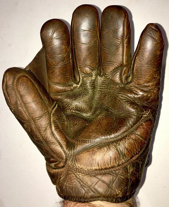 Early 1900's Spalding Crescent Glove Front