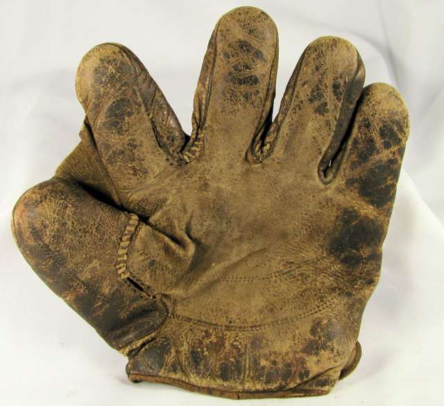 Early 1900's Spalding Crescent Glove Front