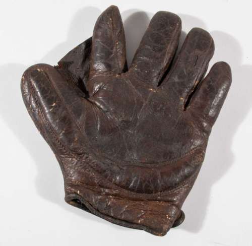 Early 1900's Spalding Crescent Glove Front