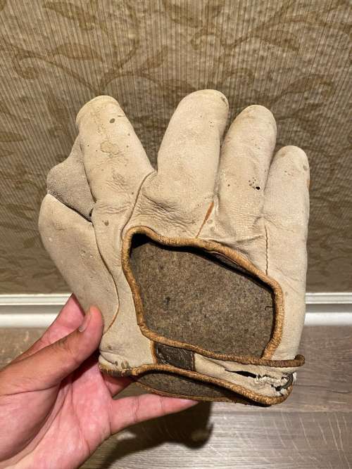 Early 1900's Spalding Crescent Lefty Back