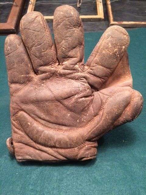 Spalding Crescent Lefty Front