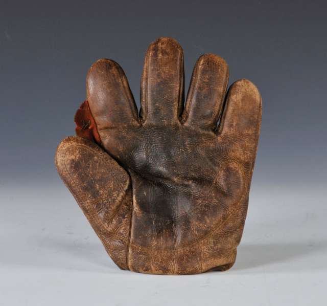 Early 1900's Victor Buckle Web Crescent Glove Front