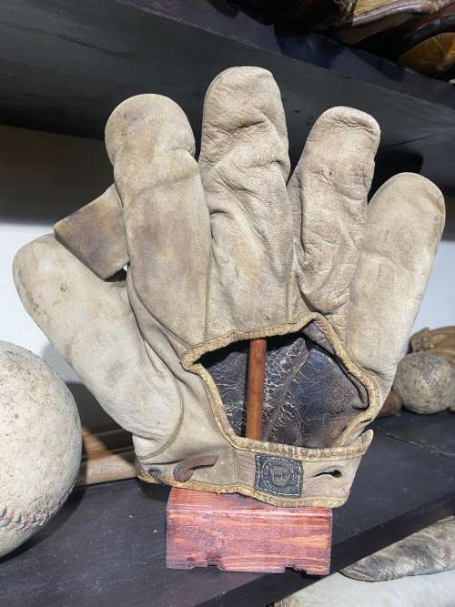 Edward K. Tryon 1 Inch Web Lefty Back