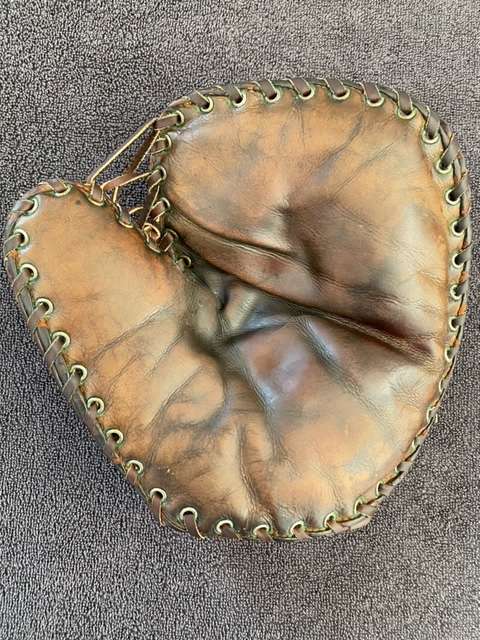 Edward K Tryon Zipper Back Front