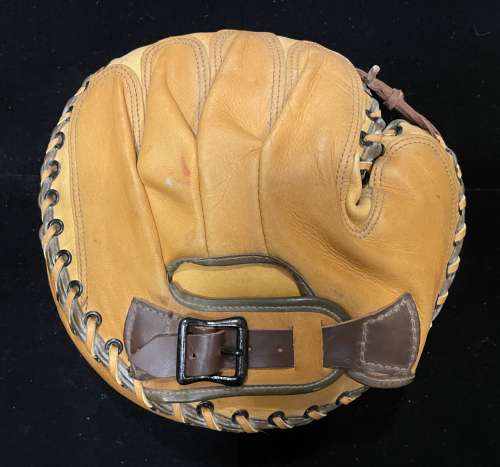 Frank Hayes Em-Jay M28 Catchers Mitt Back