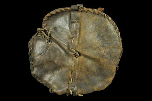 Folk Art Mitt Front