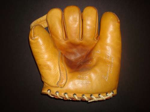 Joe Gordon Folsom G595 Front