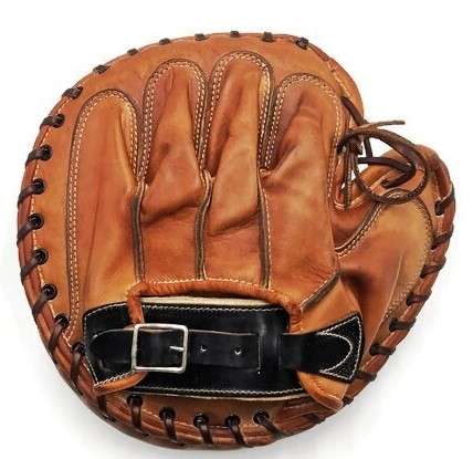 George A. Reach A8 Catchers Mitt Back