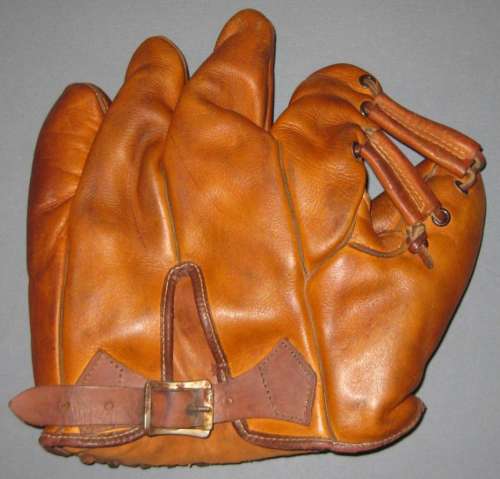 Chet Morgan Globe G53 Back