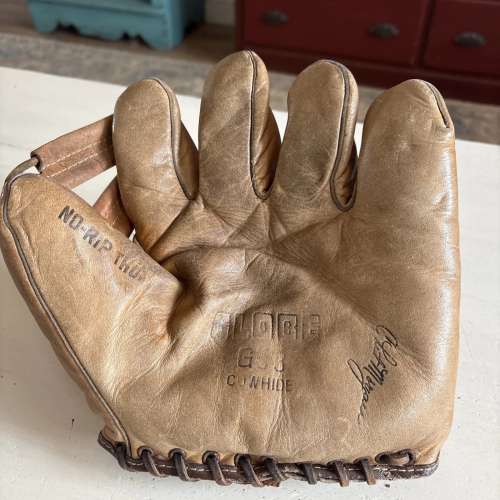 Chet Morgan Globe G53 Front
