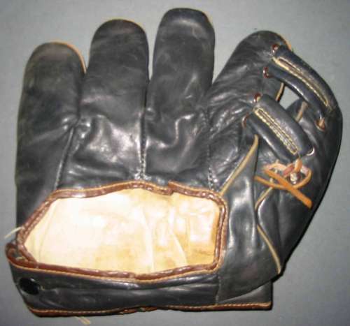 Dixie Walker Globe 2X2 Back