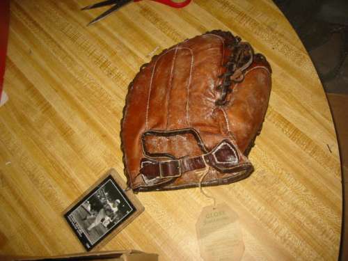 Randy Moore Globe 122 Back