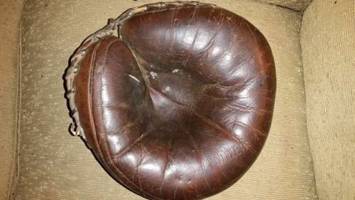 Bubbles Hargrave Goldsmith Decker Patent Catchers Mitt Back