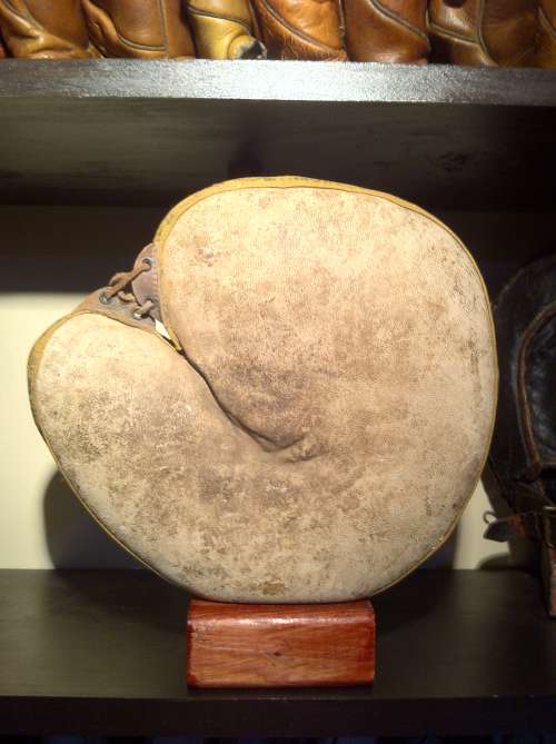 Goldsmith Catchers Mitt White Front