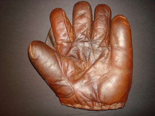 Dutch Ruether Goldsmith 1 Inch Web Front