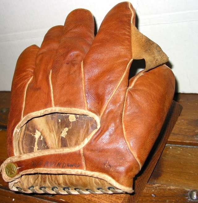 Goldsmith 32 1 Inch Web Back