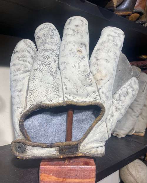 Goldsmith Full Web White Back