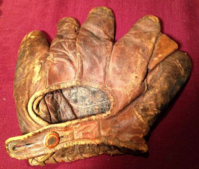 Goldsmith Full Web With Celluloid Button Back