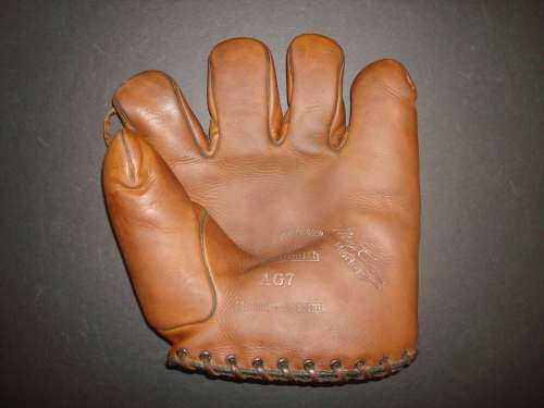 Max Carey Goldsmith AG7 Front