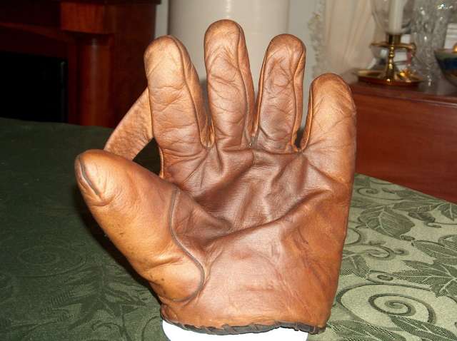 Pat Duncan Goldsmith 1 Inch Web Front