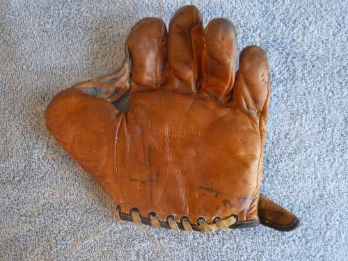 Reglar Fellers Goldsmith RF 46 Front