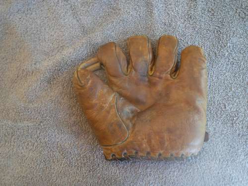 Si Johnson Goldsmith AG10 Front