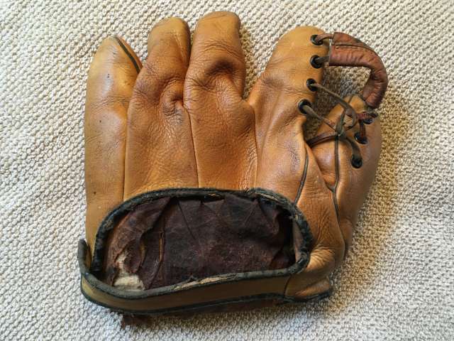 Tony Piet Goldsmith G24 Back