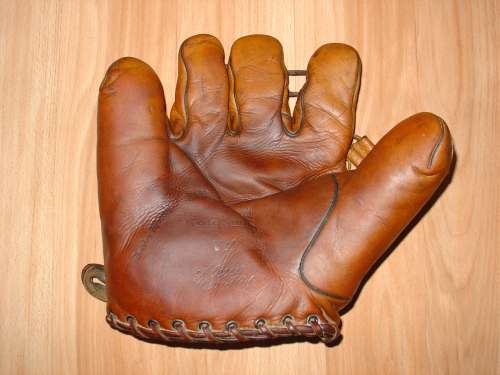 Valdes Model Goldsmith VM Front