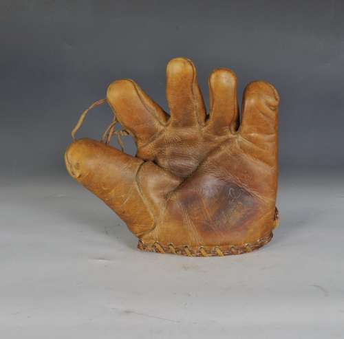 Waite J. Hoyt Goldsmith G20 Front