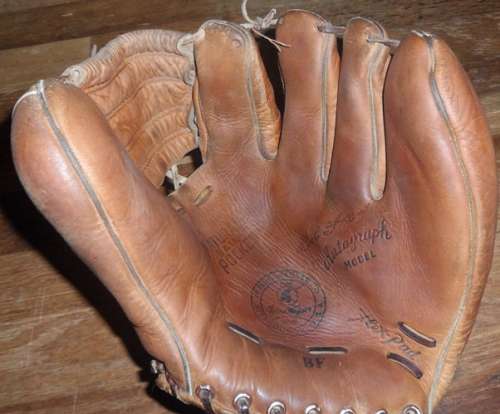 Bob Friend Honus Wagner Sporting Goods BF Front