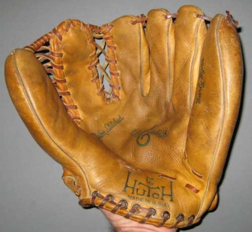 Early Wynn Hutch CC Front