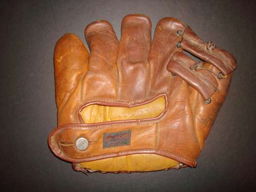 Emil Verban Hutch 36 Back
