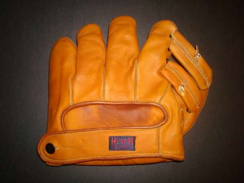 Ival Goodman Hutch 56 Back