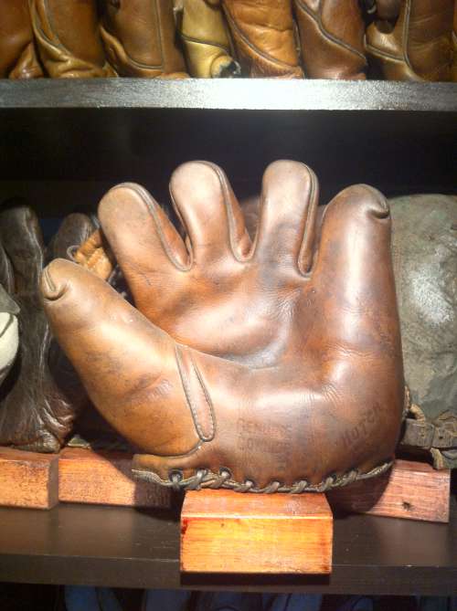 Ival Goodman Hutch 58 Front