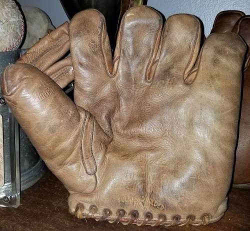 Pep Young Hutch Front