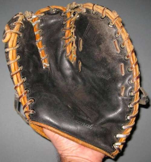 Cooper Weeks Basemitt Front - Canada