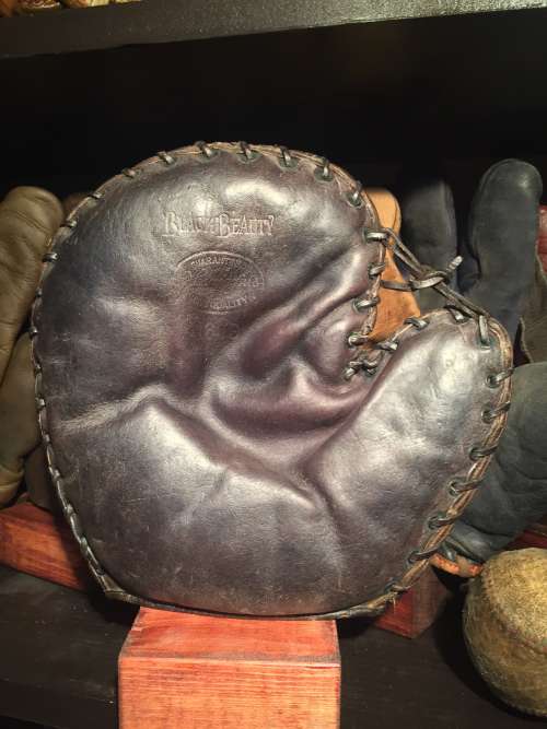 JC Higgins 1659 Black Beauty Lefty Basemitt Front