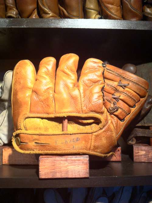 Bob Feller JC Higgins 310 1621 Back