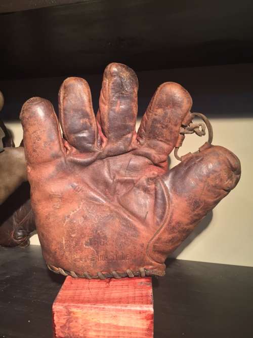 Grover Cleveland Alexander JC Higgins 1663 Lefty Front