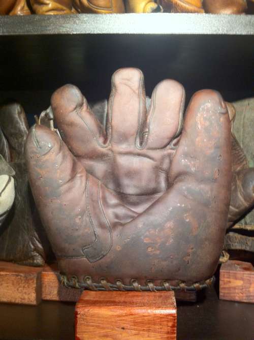 Kiki Cuyler JC Higgins Front