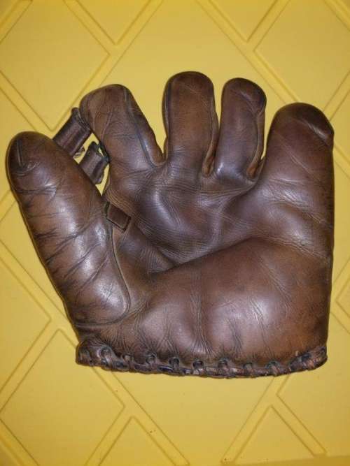 Mel Ott JC Higgins Front