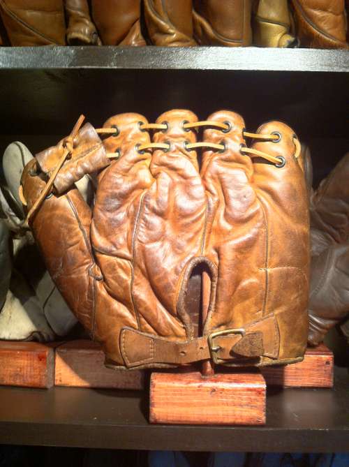 Rip Radcliffe JC Higgins 1660 Lefty Back