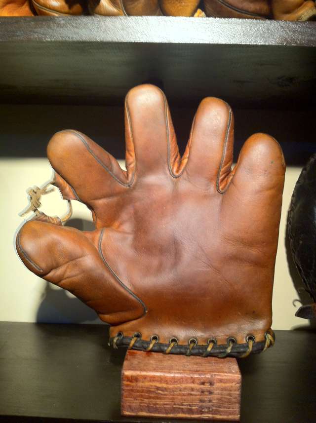 Virgil Barnes JC Higgins 1664 Front