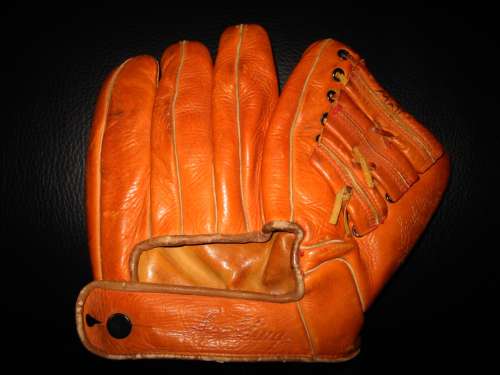 Joe DiMaggio Spalding 133 4 Back