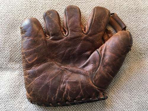 Joe DiMaggio Spalding 222-31 Front