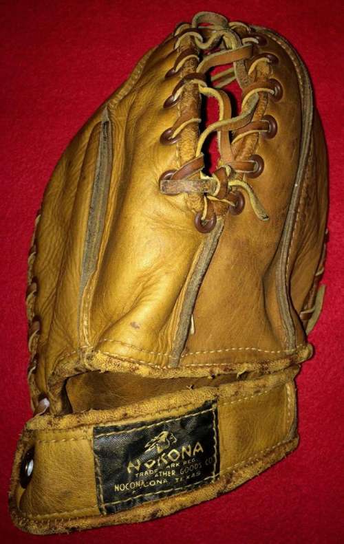 Joe Jackson Nokona Basemitt Back