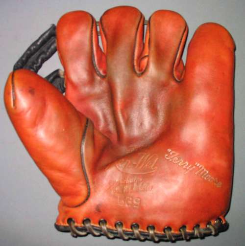 Terry Moore Ken Wel 539 Front