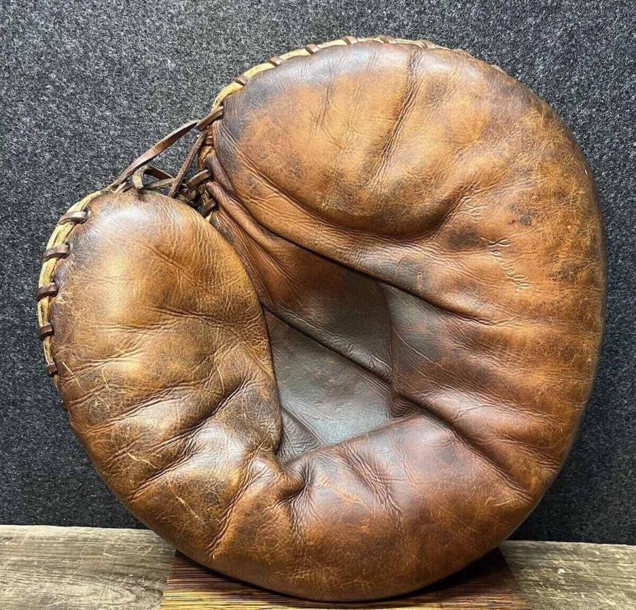 Catchers Mitts