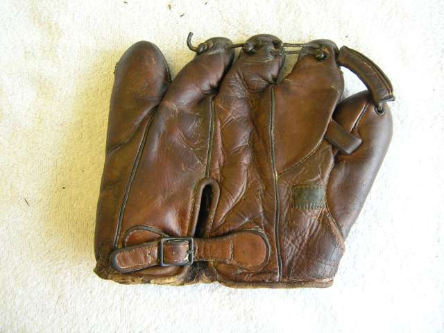 whitey-whitehead-ken-wel-539-back-doug