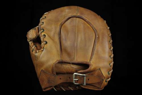 Lou Gehrig Pennant or JC Higgins 166 Back